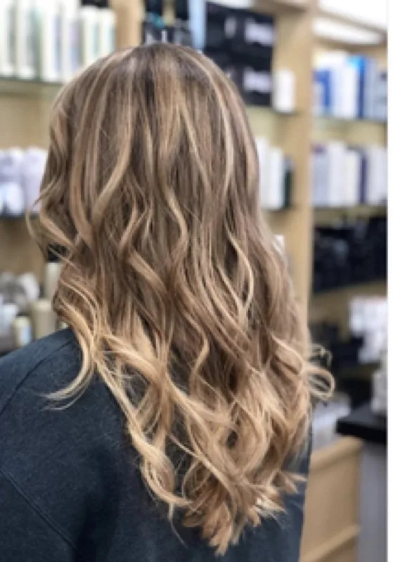 Long wavy balayage color by Salon 151
